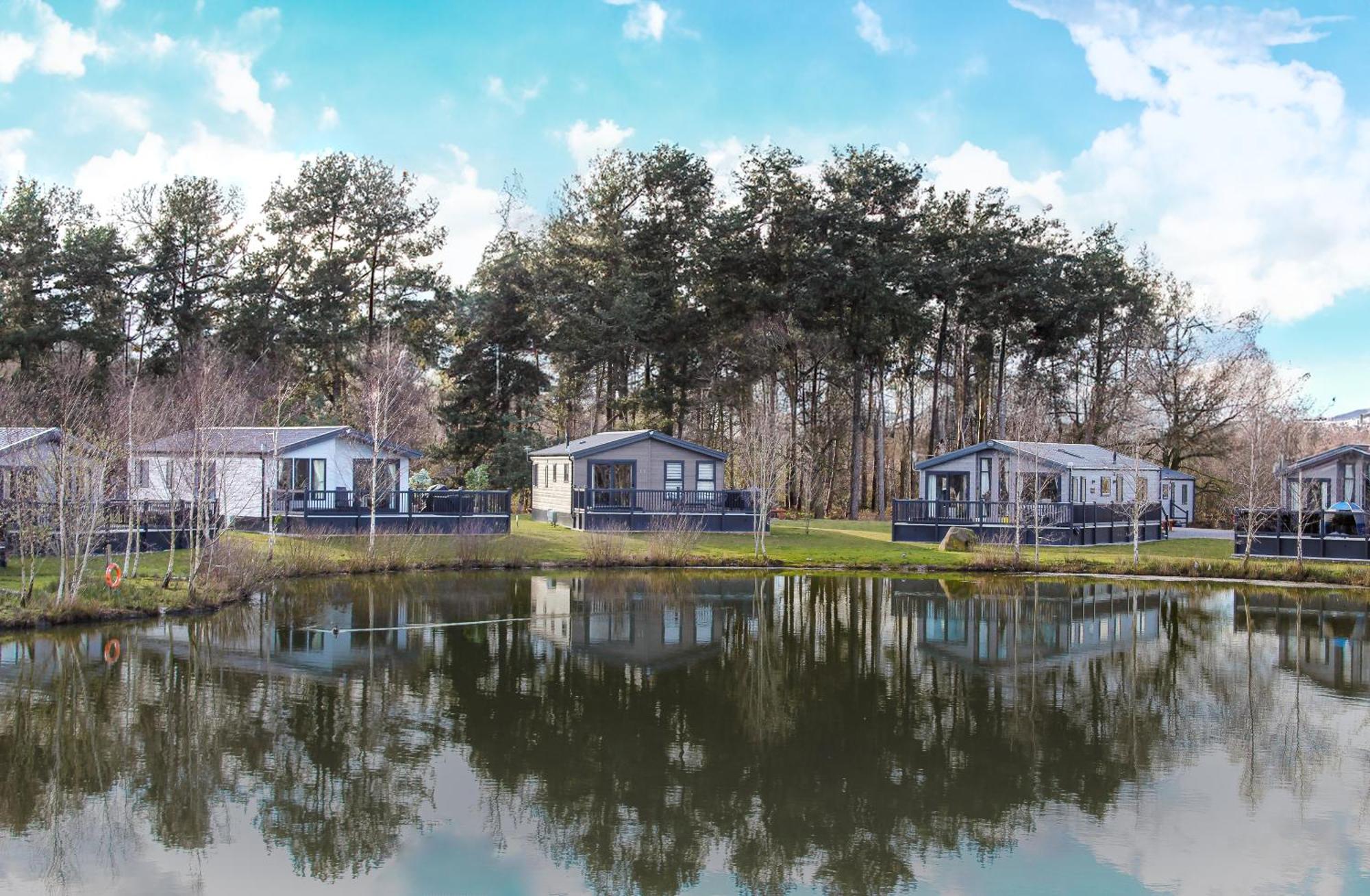 Hotchkin Lodge 伍德哈尔温泉水疗 外观 照片